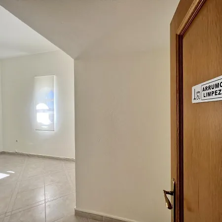 Rising By Homing アパート