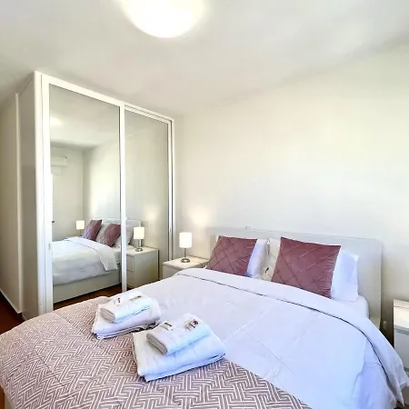 Rising By Homing * Dystrykt Faro