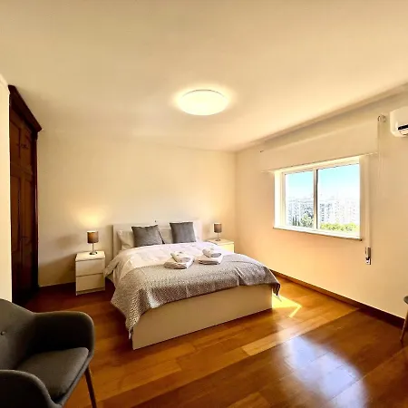 Rising By Homing Apartment *