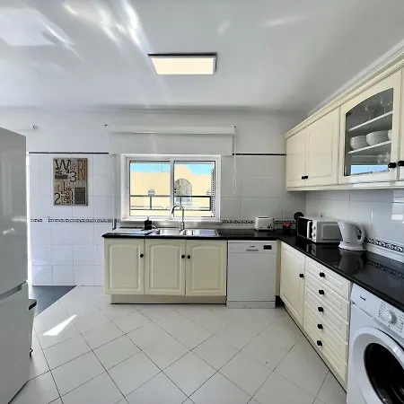 Rising By Homing Lägenhet Faro